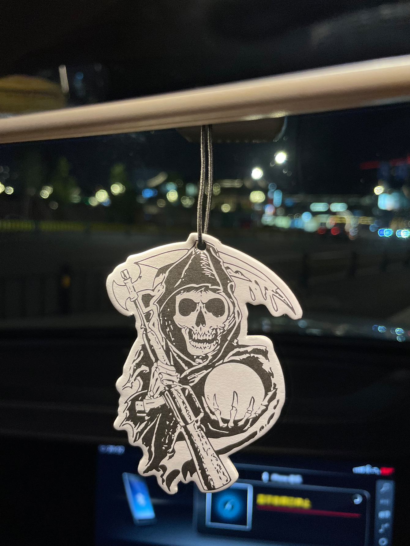 Skull, Hilton Fresh Scent Five - Bathroom Home Essentials Store avis et prix